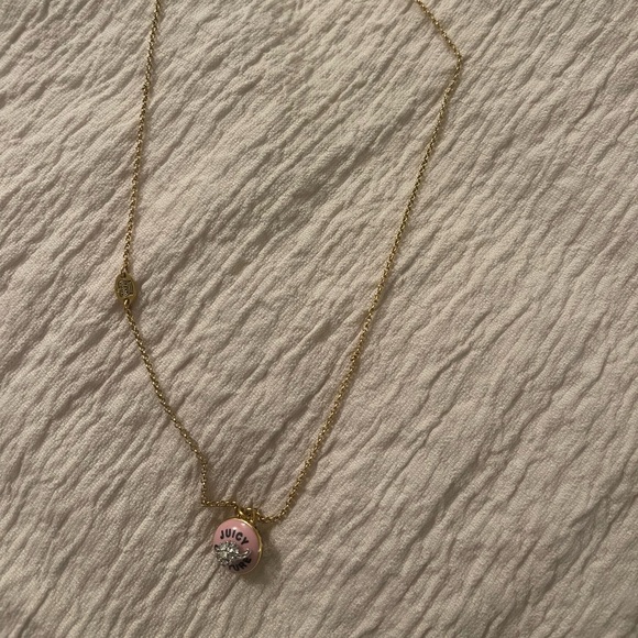 Juicy Couture cupcake necklace - Picture 3 of 8